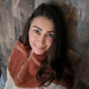 Meet your Posher, Leticia